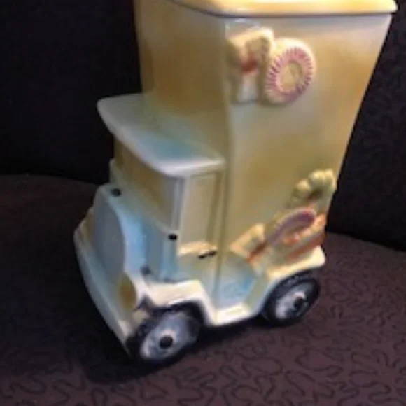 *HOST PICK* Vintage Cookie Jar *EUC*